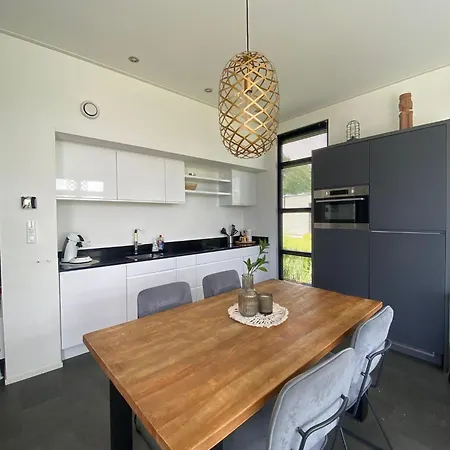 Enkhuizer Windrose Mit Zaun Haus Nr 225 Tatil Evi